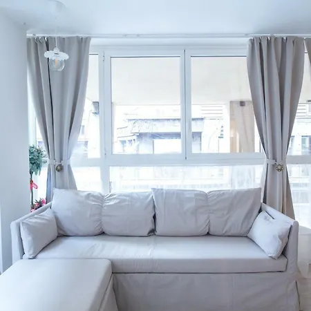 Marconi Apartment *