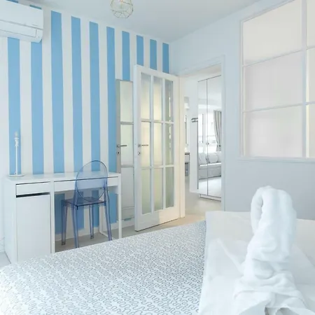 Marconi Apartment *